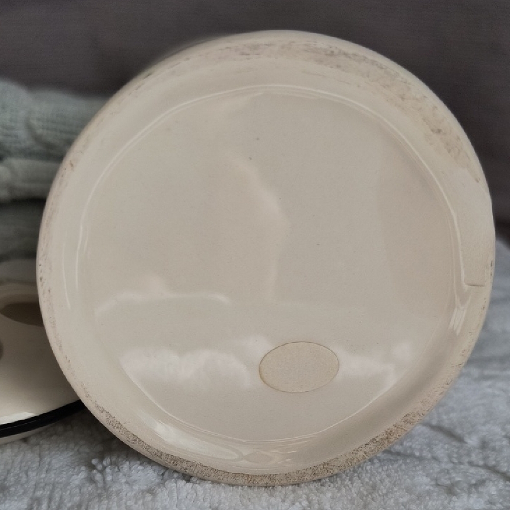Pottery Barn Cream and Black Apothecary Bath Set - Picture 11 of 12
